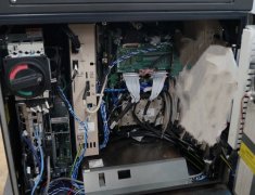MOTOMAN机械手维修YRC1000控制柜